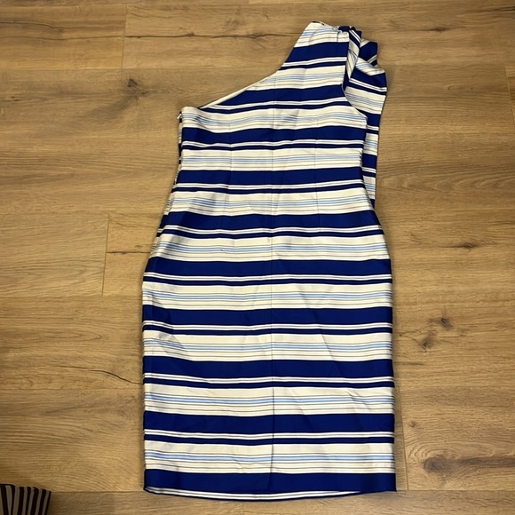 Banana Republic | New One Shoulder striped sheath dress w/Bow Women’s size 8 - Picture 7 of 11